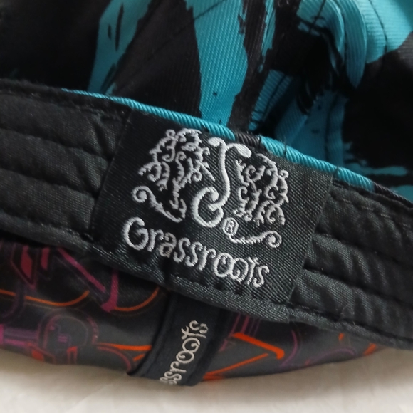 Stylish Black and Blue Graphic Cap - Picture 7 of 10